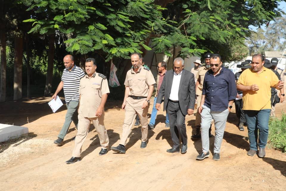 عمال الفرز والتجهيز - صورة 3